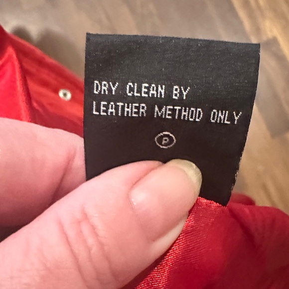 Pamela McCoy Couture beautiful suede jacket. - Picture 10 of 11